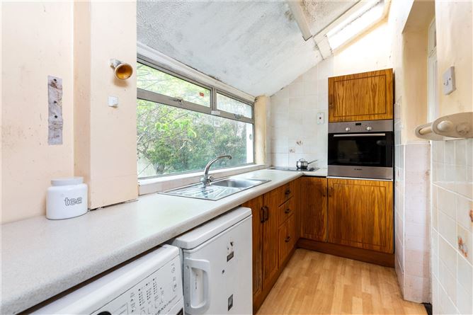 70 St Alban's Park, Sandymount, Dublin 4
