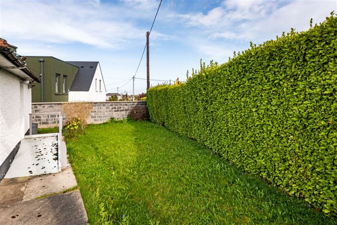 1 Mount Albion Road, Beaumont Avenue, Churchtown, Dublin 14