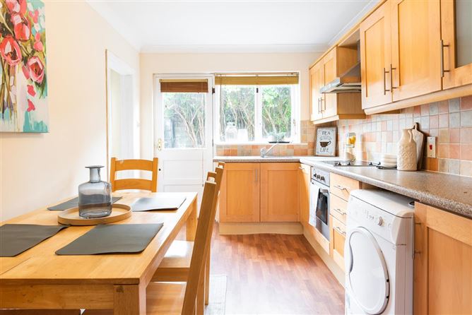 16 Beverly Crescent, Knocklyon, Dublin 16
