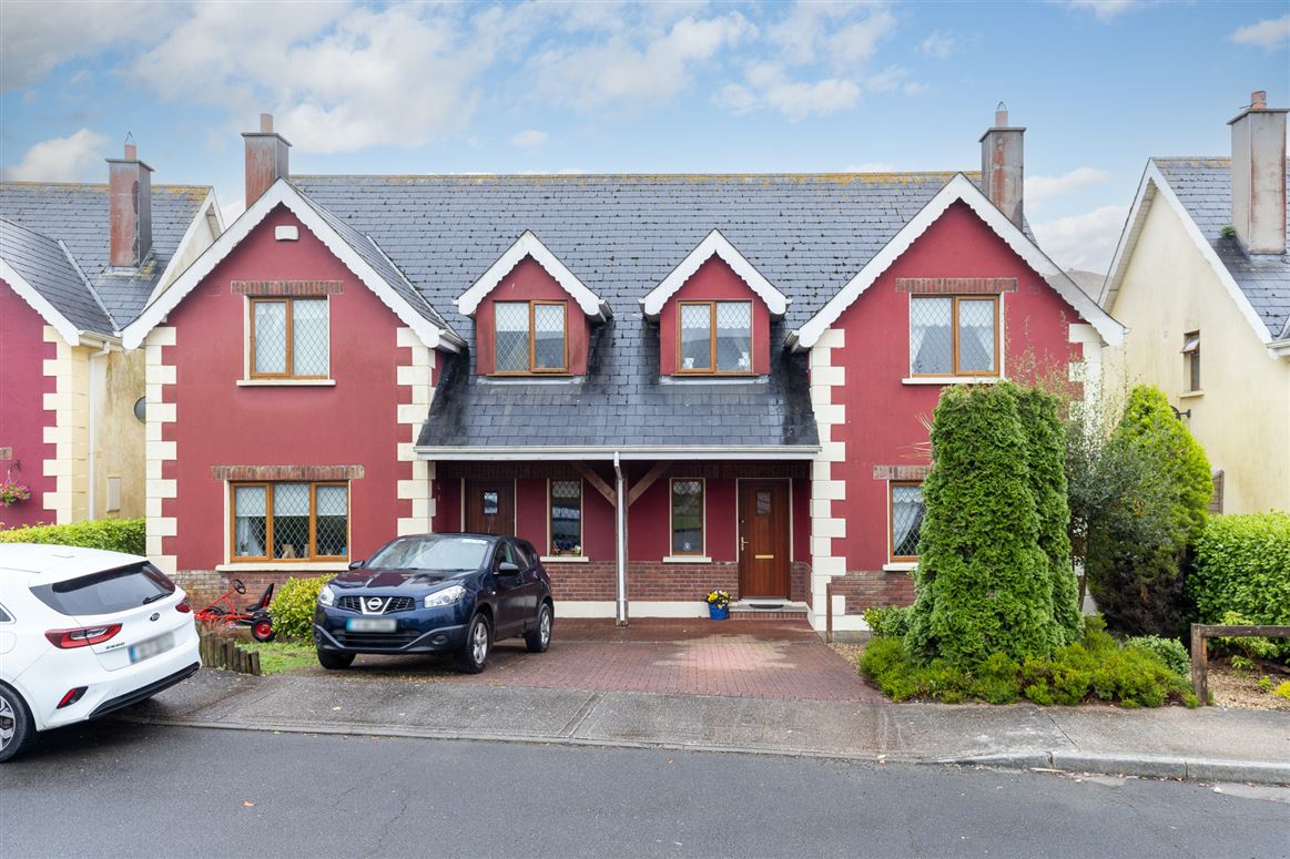 18 Castle Manor, Ferns, Co. Wexford