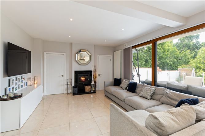 63 Holmwood, Brennanstown Road, Dublin 18