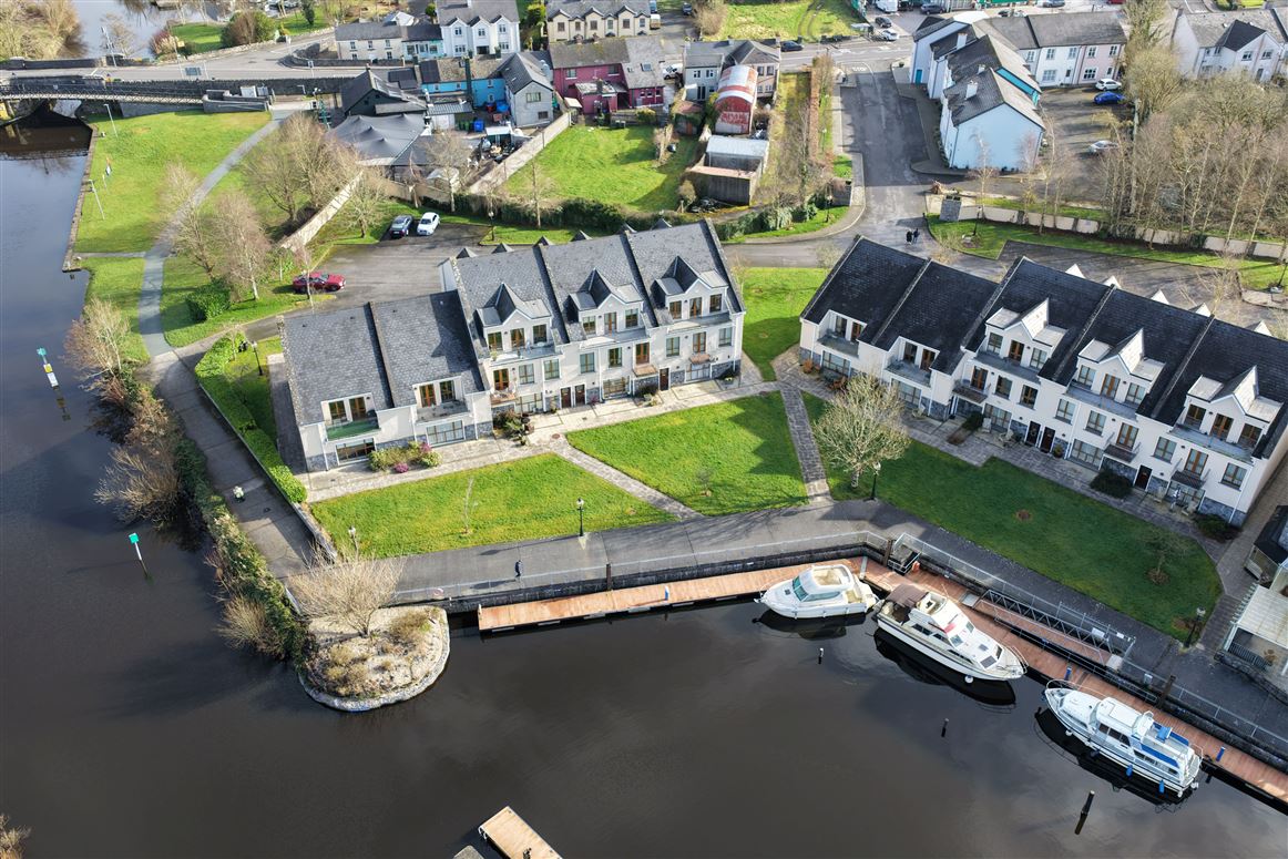 Apartment 13 Leitrim Marina, Main Street, Leitrim Village, Carrick-On-Shannon, Leitrim