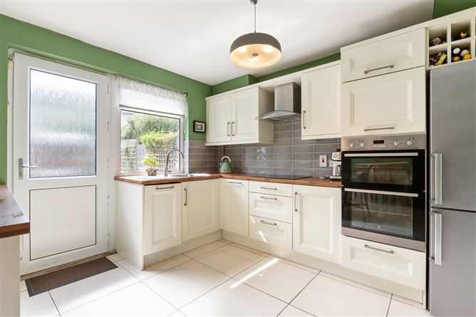 30 The Crescent, Woodpark, Ballinteer, Dublin 16