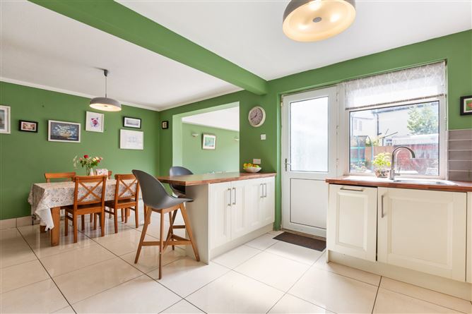 30 The Crescent, Woodpark, Ballinteer, Dublin 16