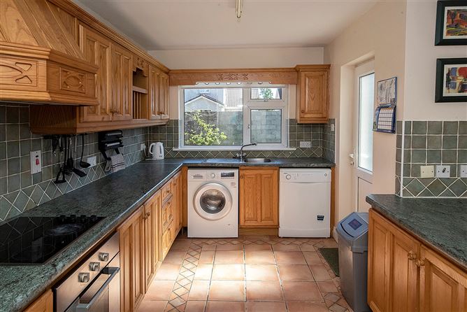 Photo 9 of 23 — 12 TOURNORE COURT, ABBEYSIDE, Dungarvan, Waterford