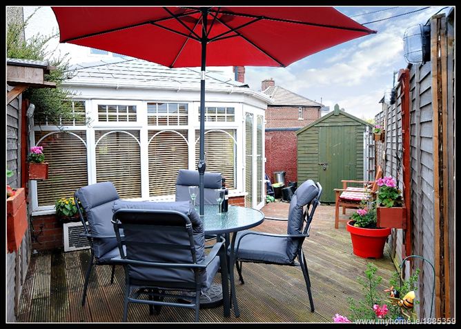 32 GLENAAN ROAD, Whitehall, Dublin 9