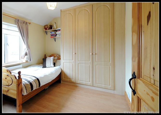 32 GLENAAN ROAD, Whitehall, Dublin 9