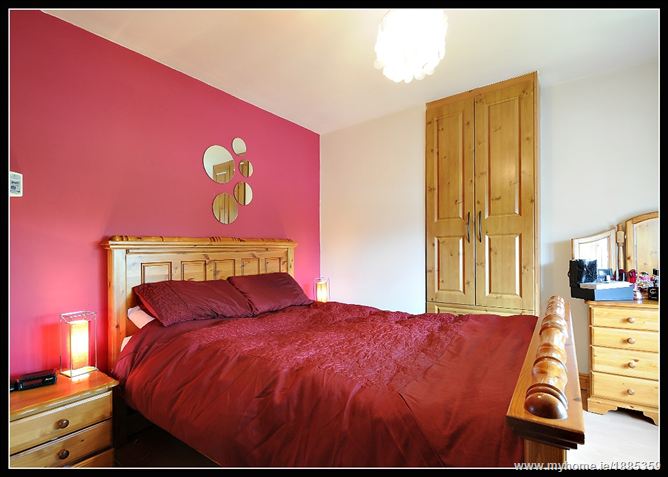 32 GLENAAN ROAD, Whitehall, Dublin 9