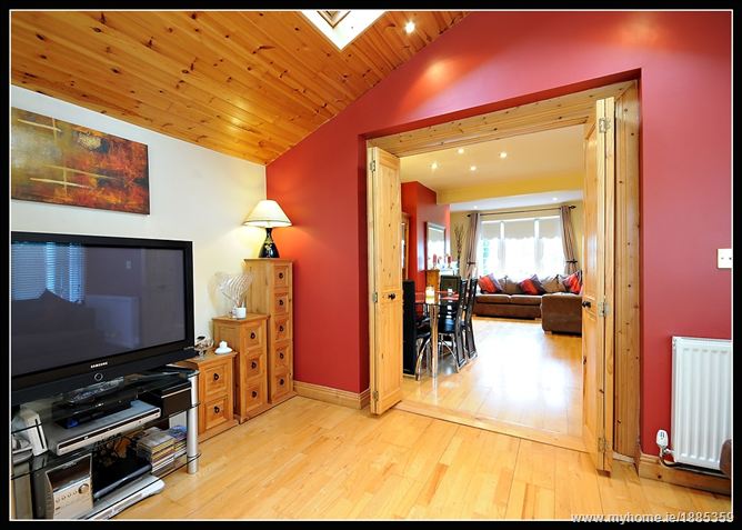 32 GLENAAN ROAD, Whitehall, Dublin 9