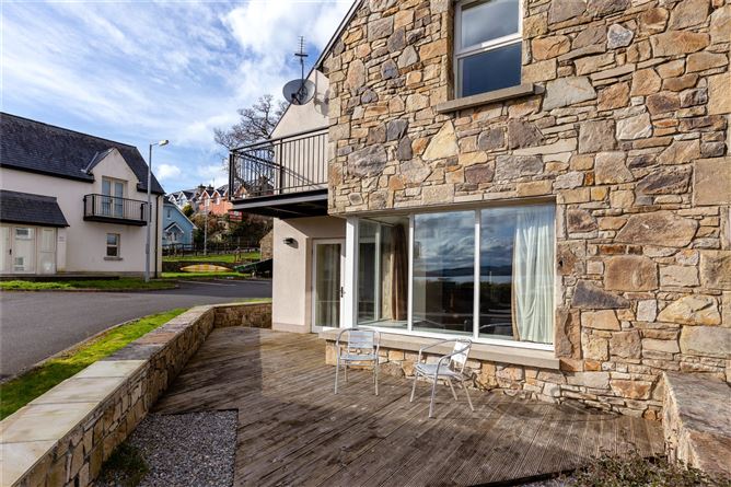 38 Lakeside View, Mountshannon, Co. Clare