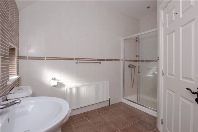 38 Lakeside View, Mountshannon, Co. Clare