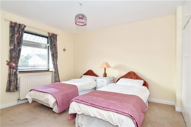 7 Cruachan Park, Rahoon, Galway