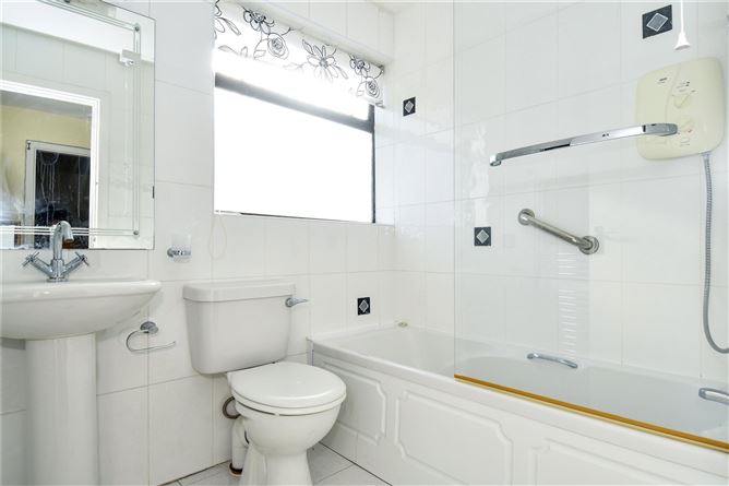 7 Cruachan Park, Rahoon, Galway