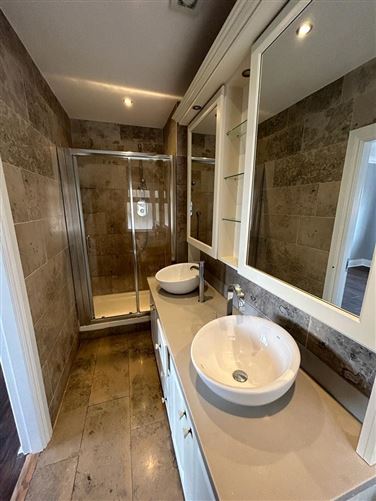 17 Clarkes Wood, Mount Oval Village, Rochestown, Cork