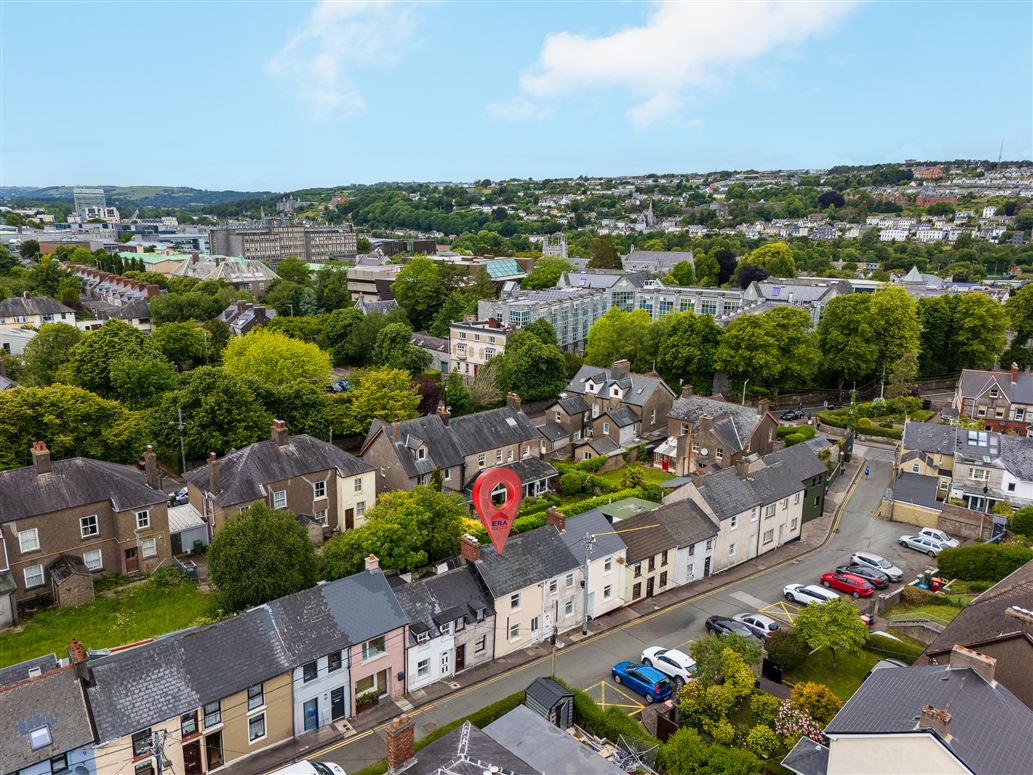 23 Wycherley Terrace, College Road, Cork