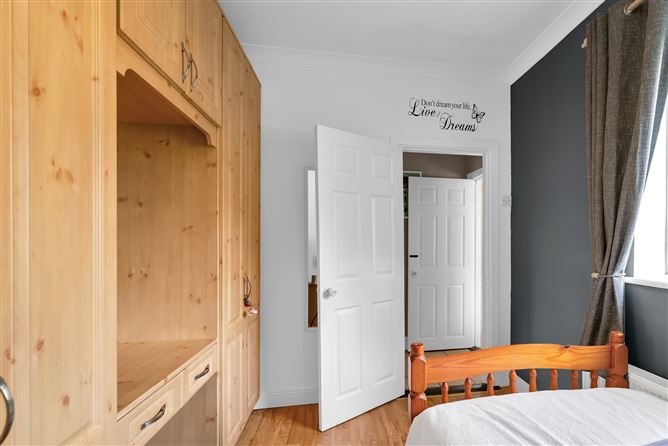 No. 8 Old Lakeview, Blessington, Wicklow