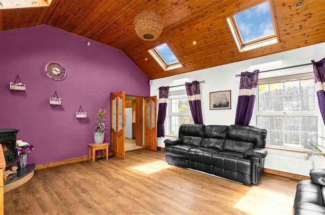 No. 8 Old Lakeview, Blessington, Wicklow
