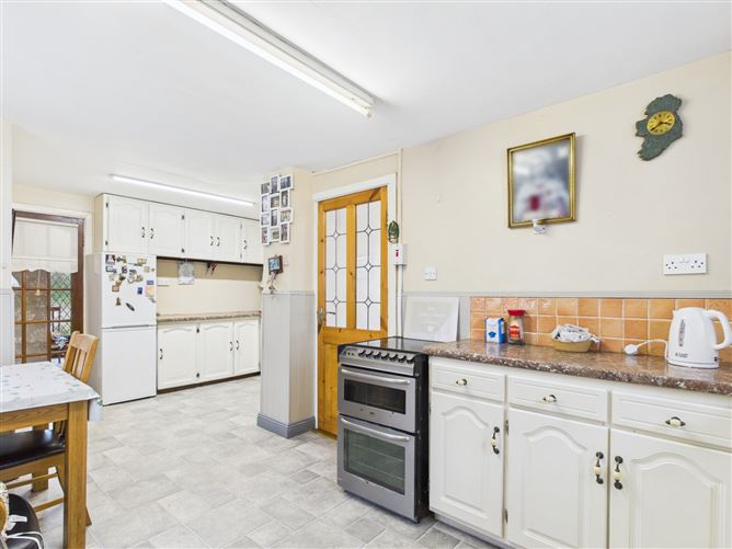 3 Kevin's Park, Littleton, Thurles, Co. Tipperary