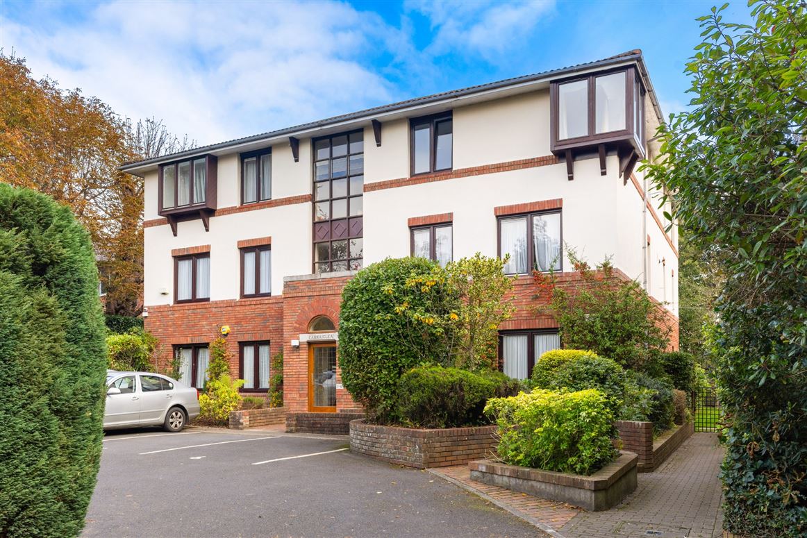 2 Carraiglea, Queenspark, Monkstown, Co. Dublin