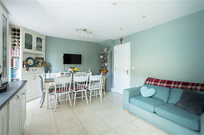 Photo 14 of 34 — 32 Sruth Mhuilleann, Durrus,   West Cork