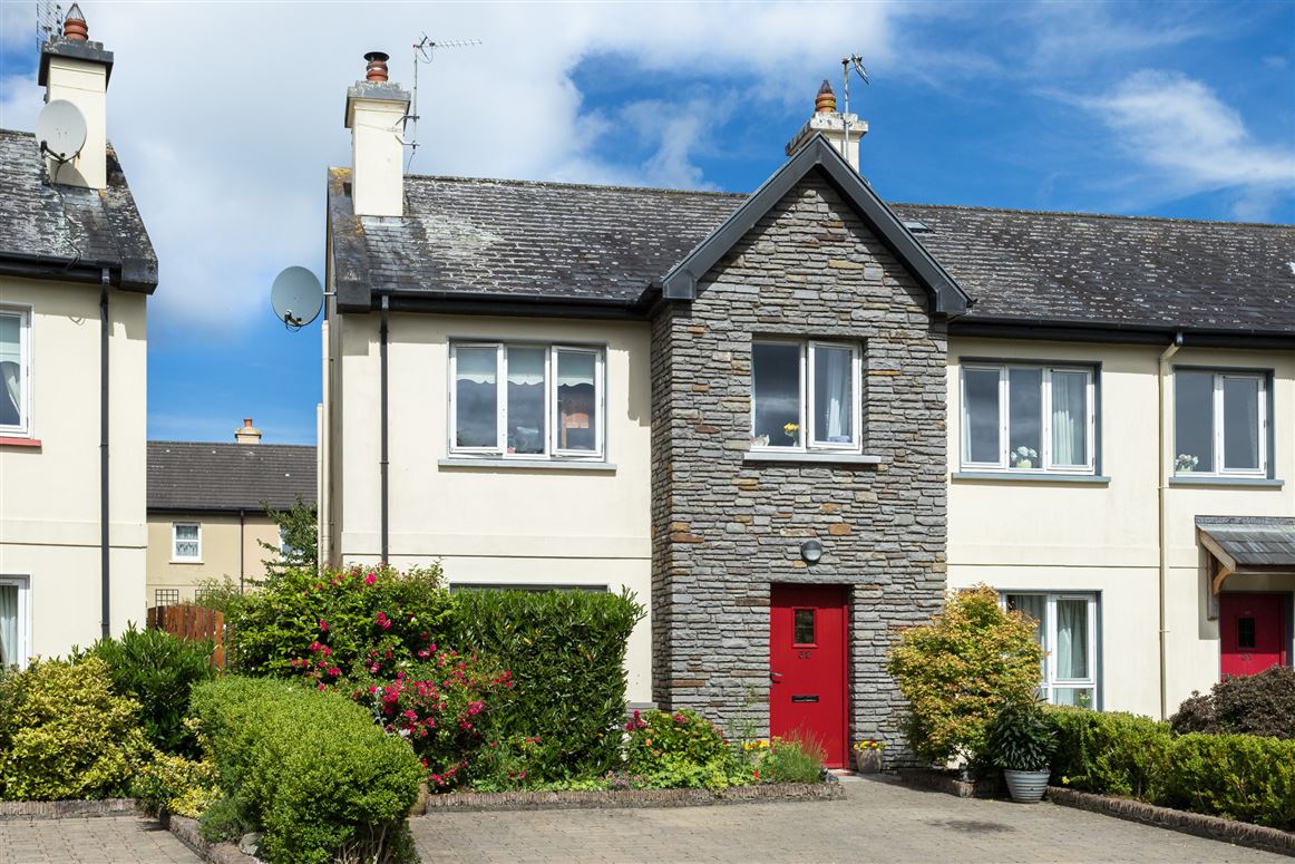 32 Sruth Mhuilleann, Durrus,   West Cork