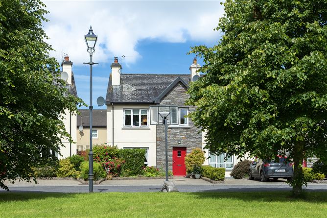 32 Sruth Mhuilleann, Durrus,   West Cork