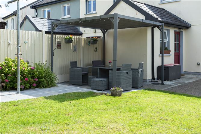 32 Sruth Mhuilleann, Durrus,   West Cork