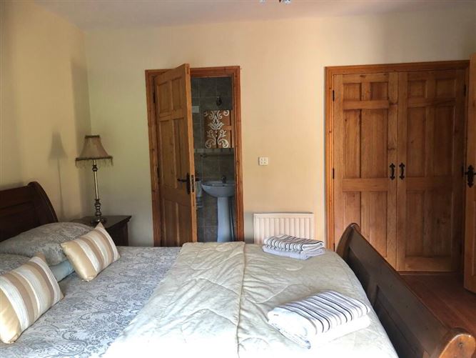 Cloonliss Lodge, Cloondarah, Mount Talbot, Roscommon
