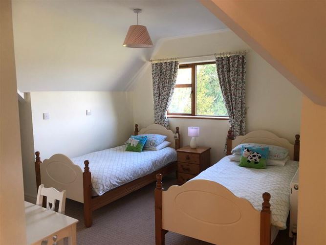 Cloonliss Lodge, Cloondarah, Mount Talbot, Roscommon