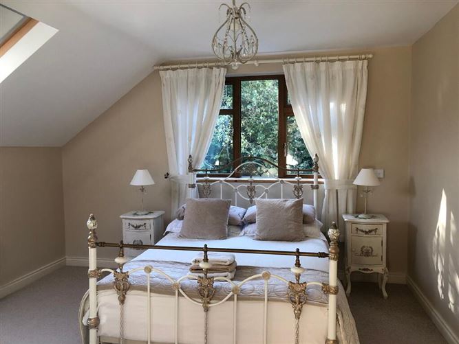 Cloonliss Lodge, Cloondarah, Mount Talbot, Roscommon