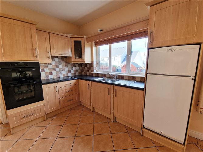 27 Cois Na Ce, Kilrush, Co. Clare