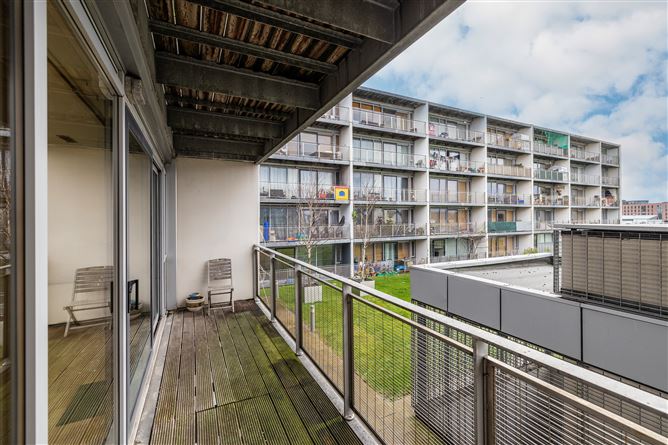 7 Linnbhla, Santry Cross, Ballymun, Dublin 11