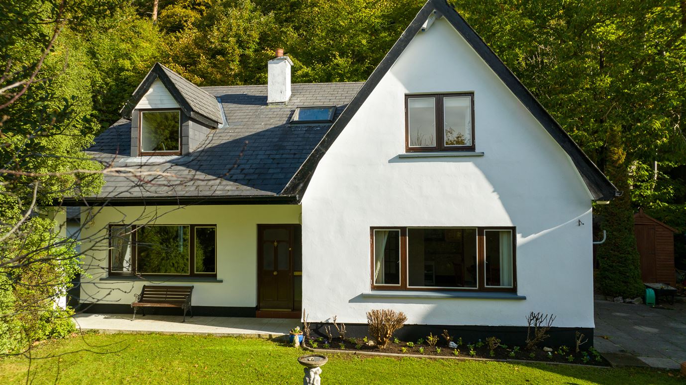 Tara Lodge, Enniskerry, Co. Wicklow