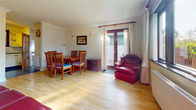 Tara Lodge, Enniskerry, Co. Wicklow