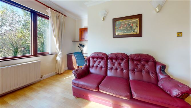 Tara Lodge, Enniskerry, Co. Wicklow