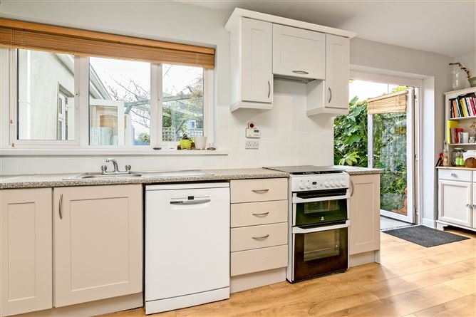 87 Seafield Avenue, Cartron Point, Sligo