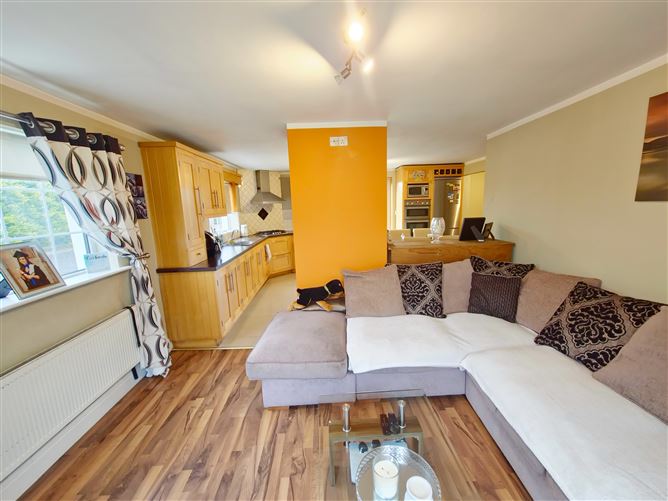 Davmur House, Rathbawn Road , Castlebar, Mayo