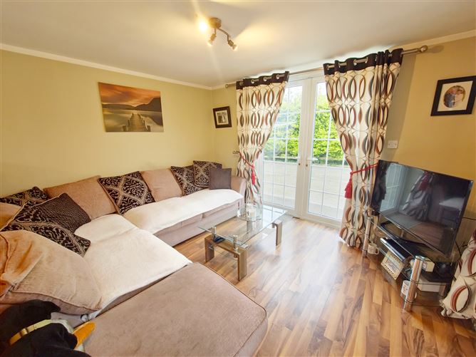 Davmur House, Rathbawn Road , Castlebar, Mayo