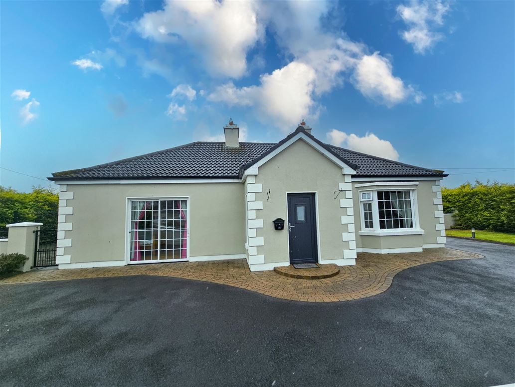 Davmur House, Rathbawn Road , Castlebar, Mayo