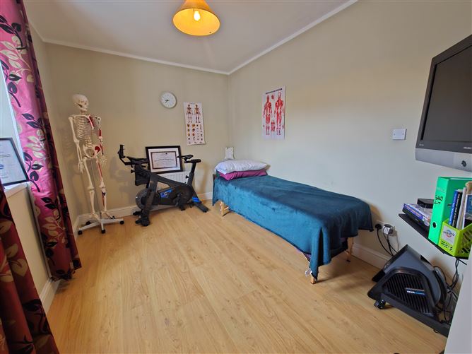Davmur House, Rathbawn Road , Castlebar, Mayo