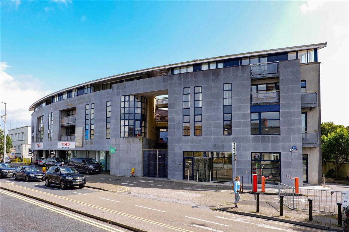 19 Crescent Court, Father Griffin Road, Galway