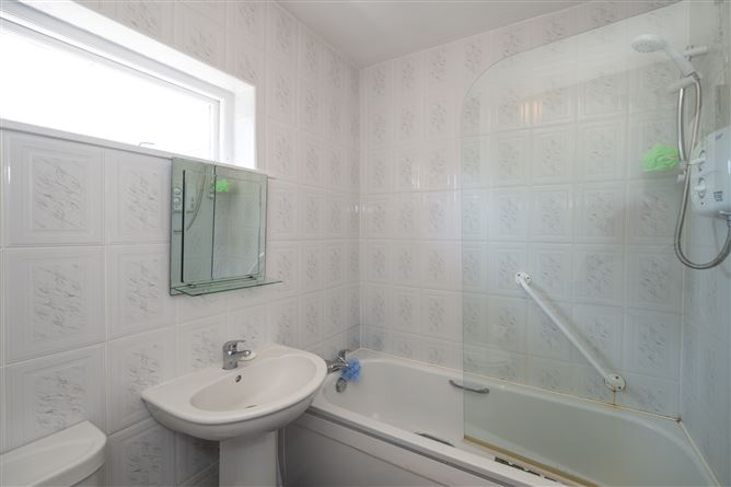 31 Whitethorn Drive, Ballincollig, Cork