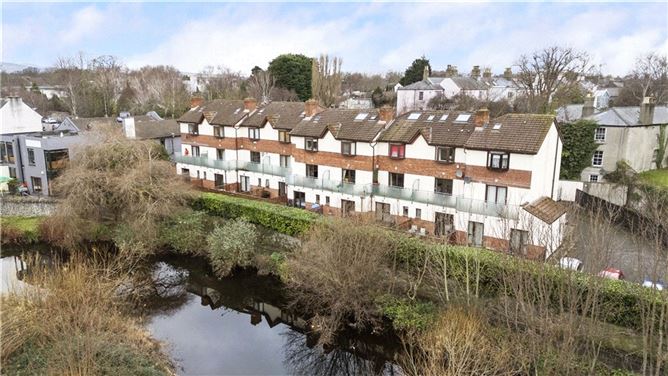 13 Riverside Walk, Clonskeagh, Dublin 6