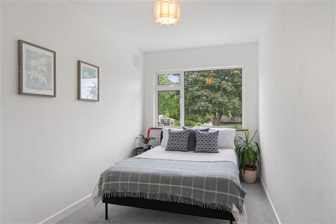 33 Willowbank Park, Rathfarnham, Dublin 14