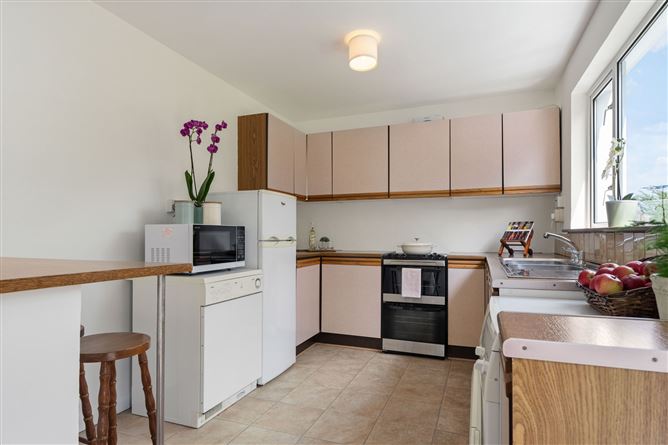 33 Willowbank Park, Rathfarnham, Dublin 14