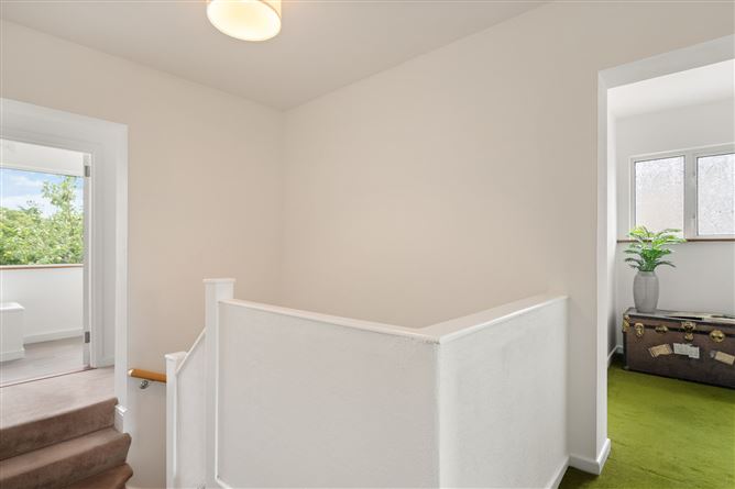 33 Willowbank Park, Rathfarnham, Dublin 14