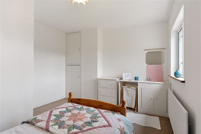 33 Willowbank Park, Rathfarnham, Dublin 14