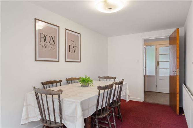 33 Willowbank Park, Rathfarnham, Dublin 14