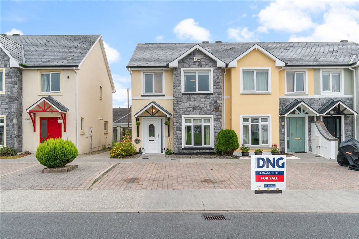 24 Springvale, Tubbercurry, Sligo