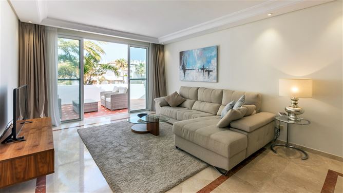 {name:Malaga, codeiso:MA}, Marbella, Marbella - Puerto Banus, Ventura del Mar, Spain - COSTA-01212P